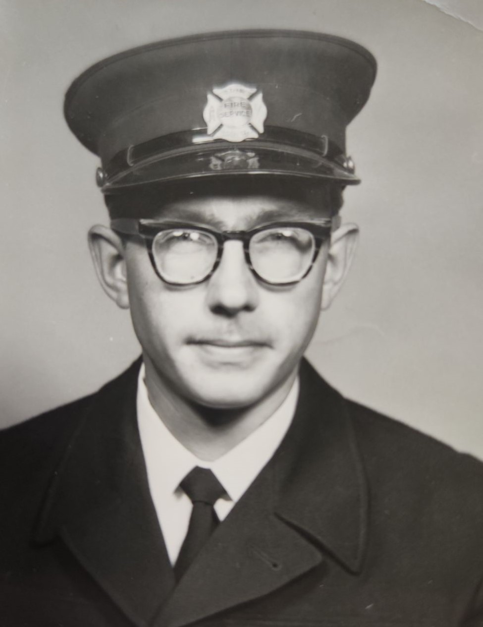 Edward Cashaback